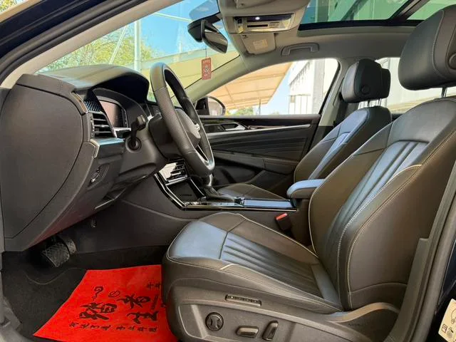 Volkswagen Passat 2024 380TSI Star Elite Edition interior photo 9 Volkswagen Passat 2024 380TSI Star Elite Edition interior photo 9