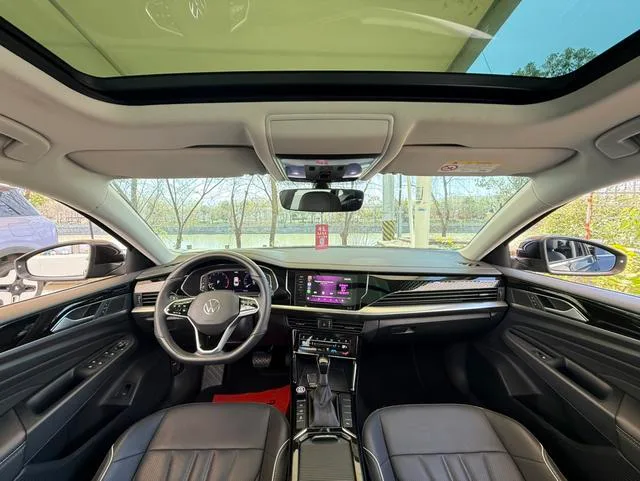 Volkswagen Passat 2024 380TSI Star Elite Edition interior photo 13 Volkswagen Passat 2024 380TSI Star Elite Edition interior photo 13