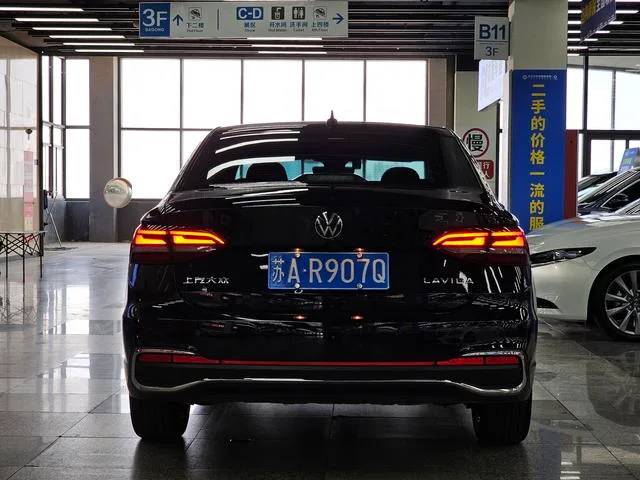 Volkswagen Lavida 2023 Reforma 1.5L Versión automática de cinco millones interior foto 10 Volkswagen Lavida 2023 Reforma 1.5L Versión automática de cinco millones interior foto 10