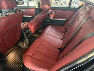BMW 3 Series 2023 325Li M Traje nocturno deportivo Yao interior foto 13
