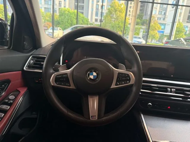 BMW 3 Series 2023 325Li M Traje nocturno deportivo Yao interior foto 14