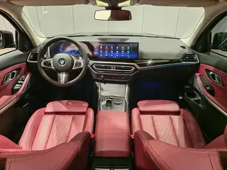BMW 3 Series 2023 325Li M Traje nocturno deportivo Yao interior foto 8 BMW 3 Series 2023 325Li M Traje nocturno deportivo Yao interior foto 8