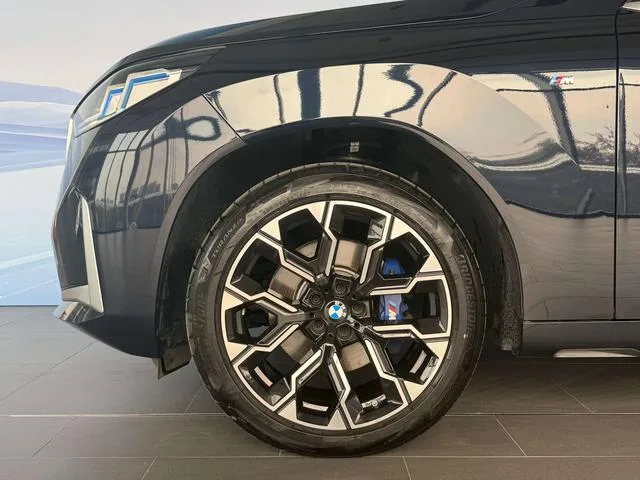 BMW X3 2025 xDrive30L Tipo de lujo M Conjunto deportivo interior foto 11 BMW X3 2025 xDrive30L Tipo de lujo M Conjunto deportivo interior foto 11