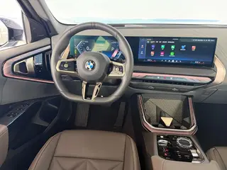 BMW X3 2025 xDrive30L Tipo de lujo M Conjunto deportivo interior foto 16 BMW X3 2025 xDrive30L Tipo de lujo M Conjunto deportivo interior foto 16
