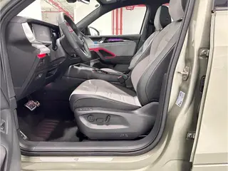 Volkswagen Tayron 2025 Tayron L 380TSI Four-wheel drive luxury Easy bag interior photo 12 Volkswagen Tayron 2025 Tayron L 380TSI Four-wheel drive luxury Easy bag interior photo 12