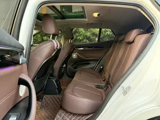 BMW X2 2023 sDrive25i M Sports Obsidian Night Edition interior photo 15 BMW X2 2023 sDrive25i M Sports Obsidian Night Edition interior photo 15