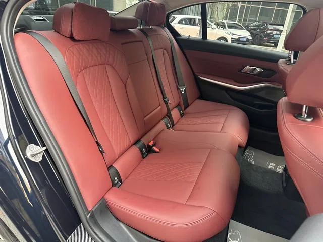 BMW 3 Series 2025 325Li M Ensemble de sport extérieur photo 9