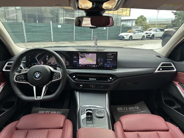 BMW 3 Series 2025 325Li M Ensemble de sport intérieur photo 11