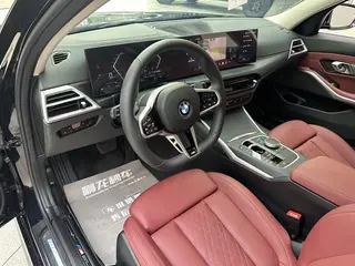 BMW 3 Series 2025 325Li M Ensemble de sport intérieur photo 16