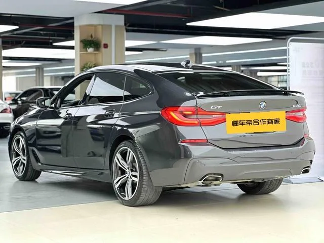 BMW 6 Series GT 2021 Mise à jour 630i M Ensemble de sport extérieur photo 3 BMW 6 Series GT 2021 Mise à jour 630i M Ensemble de sport extérieur photo 3