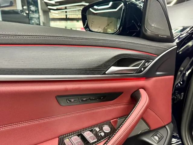 BMW 5 Series 2022 530Li Premium Class M Sports suit exterior photo 6 BMW 5 Series 2022 530Li Premium Class M Sports suit exterior photo 6