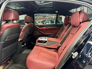 BMW 5 Series 2022 530Li Premium Class M Sports suit exterior photo 10 BMW 5 Series 2022 530Li Premium Class M Sports suit exterior photo 10