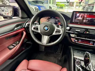 BMW 5 Series 2022 530Li Premium Class M Sports suit interior photo 15 BMW 5 Series 2022 530Li Premium Class M Sports suit interior photo 15
