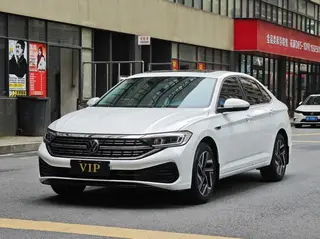 Volkswagen Sagitar 2024 300TSI DSG Versión más allá