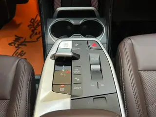 BMW X1 2023 sDrive25Li M Sports suit interior photo 12 BMW X1 2023 sDrive25Li M Sports suit interior photo 12