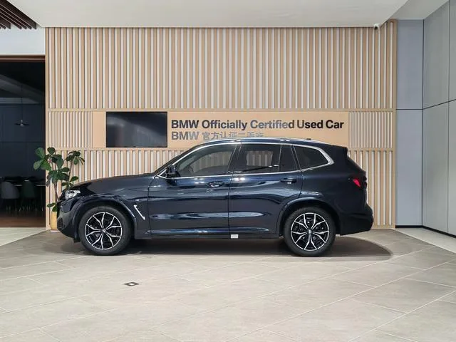 BMW X3 2022 Reforma xDrive25i M Conjunto deportivo exterior foto 3 BMW X3 2022 Reforma xDrive25i M Conjunto deportivo exterior foto 3