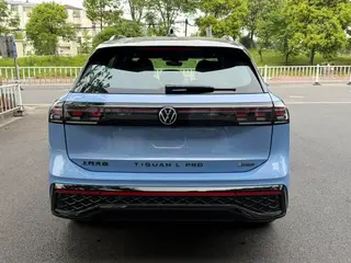 Volkswagen Tiguan L 2024 Pro 380TSI Four-wheel drive R-Line Intelligent Supreme Edition interior photo 12