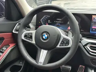 BMW 3 Series 2023 325Li M Sports suit interior photo 11 BMW 3 Series 2023 325Li M Sports suit interior photo 11