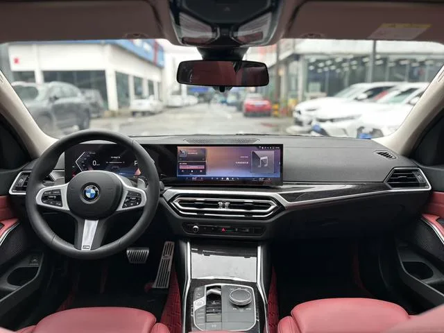 BMW 3 Series 2023 325Li M Sports suit interior photo 12 BMW 3 Series 2023 325Li M Sports suit interior photo 12