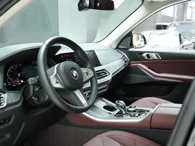 BMW X5 2022 Reforma xDrive 30Li Tipo de lujo M Conjunto deportivo exterior foto 7 BMW X5 2022 Reforma xDrive 30Li Tipo de lujo M Conjunto deportivo exterior foto 7
