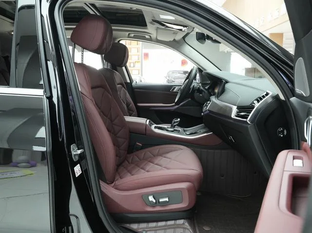 BMW X5 2022 Reforma xDrive 30Li Tipo de lujo M Conjunto deportivo interior foto 12 BMW X5 2022 Reforma xDrive 30Li Tipo de lujo M Conjunto deportivo interior foto 12
