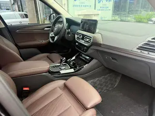 BMW X3 2022 xDrive30i Leader M Ensemble de nuit Yao extérieur photo 5 BMW X3 2022 xDrive30i Leader M Ensemble de nuit Yao extérieur photo 5