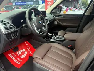 BMW X3 2022 xDrive30i Leader M Ensemble de nuit Yao intérieur photo 6 BMW X3 2022 xDrive30i Leader M Ensemble de nuit Yao intérieur photo 6