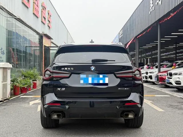 BMW X3 2022 xDrive30i Leader M Ensemble de nuit Yao intérieur photo 8 BMW X3 2022 xDrive30i Leader M Ensemble de nuit Yao intérieur photo 8