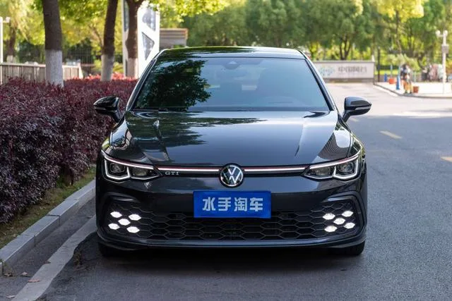 Volkswagen Golf GTI 2023 380TSI DSG GTI exterior photo 2 Volkswagen Golf GTI 2023 380TSI DSG GTI exterior photo 2