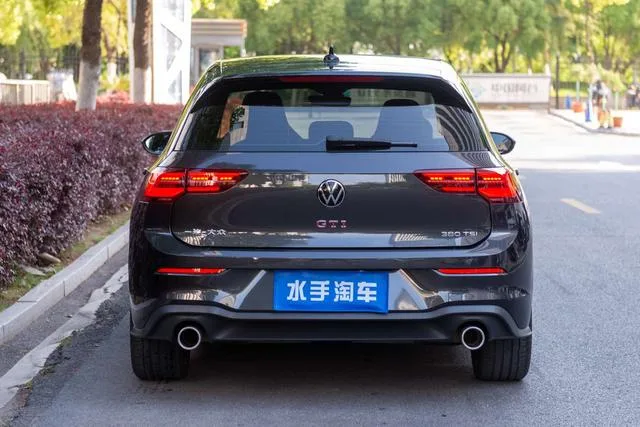 Volkswagen Golf GTI 2023 380TSI DSG GTI exterior photo 6 Volkswagen Golf GTI 2023 380TSI DSG GTI exterior photo 6