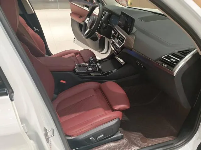 BMW X3 2023 xDrive30i Líder M Traje de noche Yao interior foto 12 BMW X3 2023 xDrive30i Líder M Traje de noche Yao interior foto 12