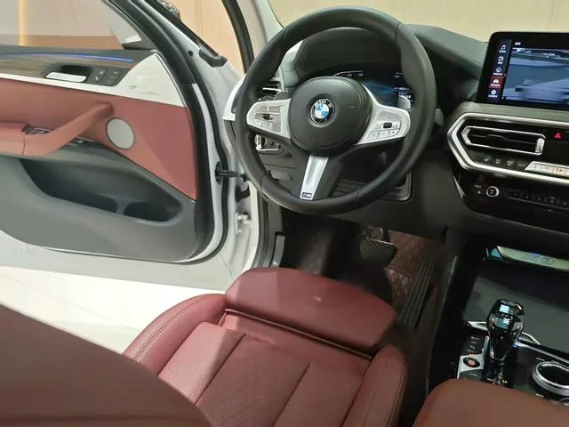 BMW X3 2023 xDrive30i Líder M Traje de noche Yao interior foto 20 BMW X3 2023 xDrive30i Líder M Traje de noche Yao interior foto 20