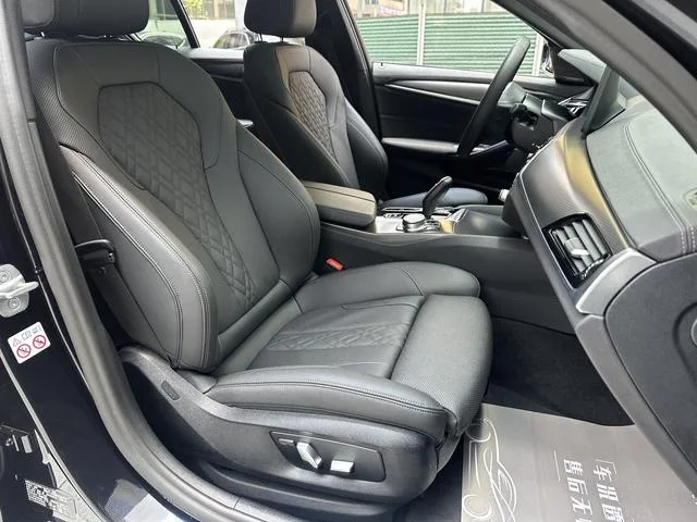 BMW 5 Series 2022 525i M Ensemble de sport extérieur photo 9 BMW 5 Series 2022 525i M Ensemble de sport extérieur photo 9