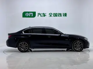BMW 3 Series 2023 320Li M Ensemble de sport extérieur photo 6 BMW 3 Series 2023 320Li M Ensemble de sport extérieur photo 6