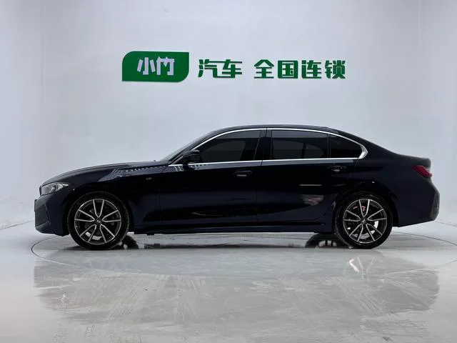 BMW 3 Series 2023 320Li M Ensemble de sport extérieur photo 8 BMW 3 Series 2023 320Li M Ensemble de sport extérieur photo 8