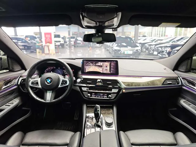 BMW 6 Series GT 2021 Reforma 630i M Conjunto deportivo interior foto 10