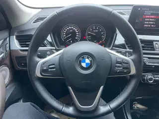 BMW X1 2022 sDrive20Li Estilo de moda interior foto 16 BMW X1 2022 sDrive20Li Estilo de moda interior foto 16