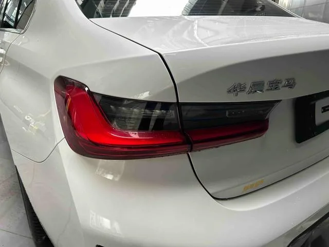 BMW 3 Series 2023 325Li M Conjunto deportivo exterior foto 5 BMW 3 Series 2023 325Li M Conjunto deportivo exterior foto 5