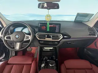 BMW X3 2022 Restyling xDrive25i M Sports suit interior photo 16 BMW X3 2022 Restyling xDrive25i M Sports suit interior photo 16