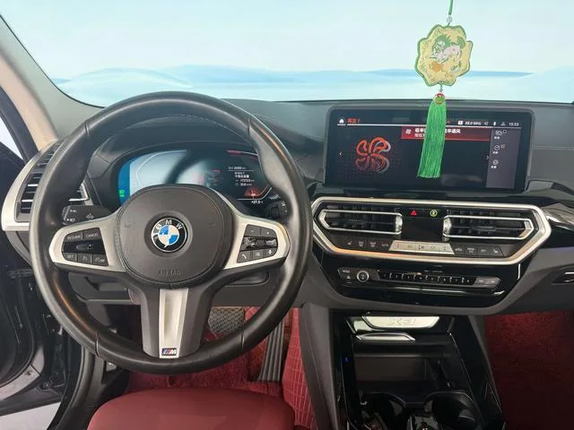 BMW X3 2022 Restyling xDrive25i M Sports suit interior photo 18 BMW X3 2022 Restyling xDrive25i M Sports suit interior photo 18