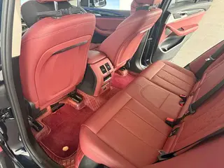 BMW X3 2022 Restyling xDrive25i M Sports suit interior photo 20 BMW X3 2022 Restyling xDrive25i M Sports suit interior photo 20