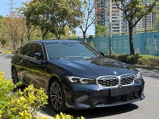 BMW 3 Series 2025 325Li M Ensemble de sport extérieur photo 3