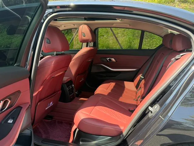 BMW 3 Series 2025 325Li M Ensemble de sport extérieur photo 6