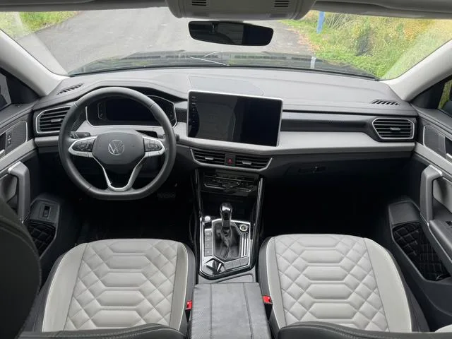 Volkswagen Tayron 2024 300TSI Tracción a dos ruedas de lujo Plus Versión avanzada exterior foto 10