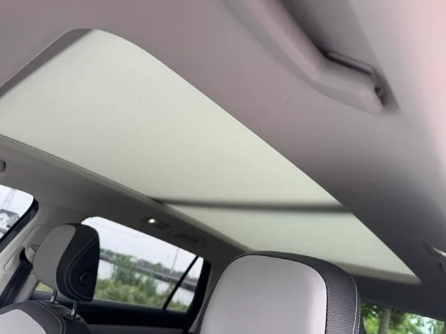Volkswagen Tayron 2024 300TSI Tracción a dos ruedas de lujo Plus Versión avanzada interior foto 12