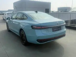 Volkswagen Passat 2025 Pro 380TSI Edición Starry Sky Dragon interior foto 10 Volkswagen Passat 2025 Pro 380TSI Edición Starry Sky Dragon interior foto 10