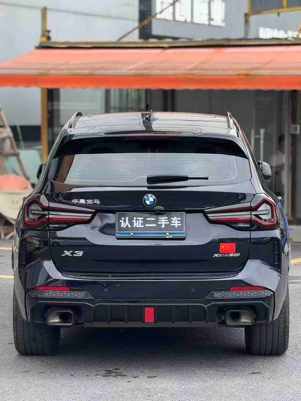 BMW X3 2023 xDrive30i Leader M Ensemble de nuit Yao extérieur photo 4 BMW X3 2023 xDrive30i Leader M Ensemble de nuit Yao extérieur photo 4