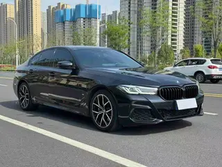 BMW 5 Series 2022 530i M Sports suit exterior photo 3 BMW 5 Series 2022 530i M Sports suit exterior photo 3