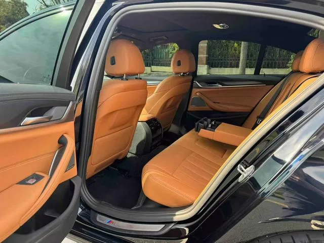 BMW 5 Series 2022 530i M Sports suit exterior photo 5 BMW 5 Series 2022 530i M Sports suit exterior photo 5