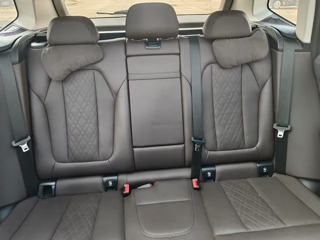 BMW X3 2022 xDrive25i M Conjunto deportivo interior foto 12 BMW X3 2022 xDrive25i M Conjunto deportivo interior foto 12